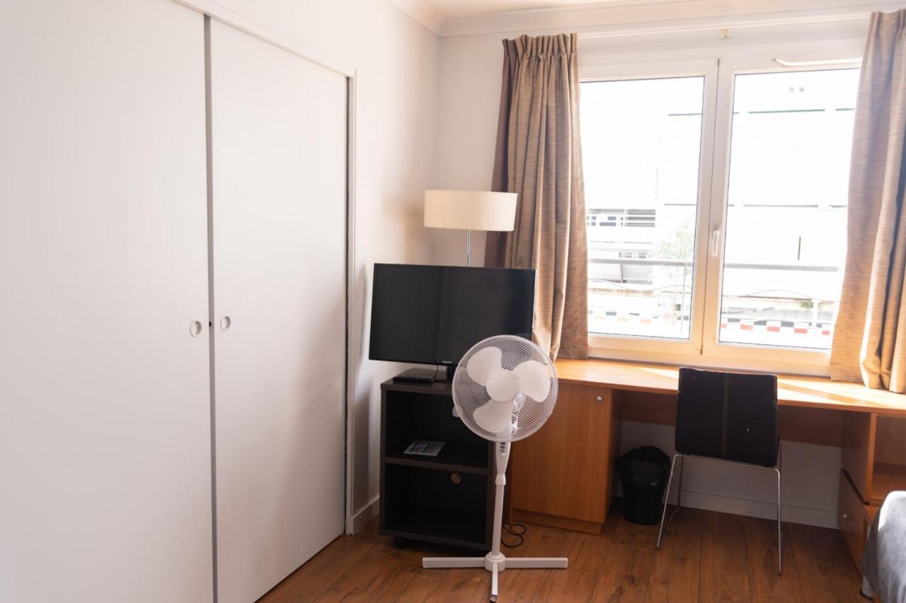 Confortable Apartment Near Porte De Versailles Иси-ле-Мулино Екстериор снимка