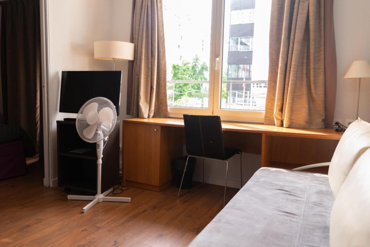 Confortable Apartment Near Porte De Versailles Иси-ле-Мулино Екстериор снимка